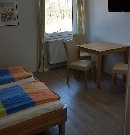 Hostal Dreimaederlhaus Rieden