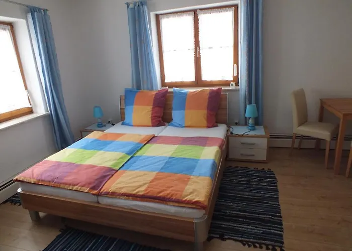 Dreimaederlhaus Rieden Albergue *